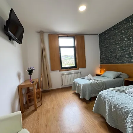 Complexo Xacobeo Hotel Triacastela