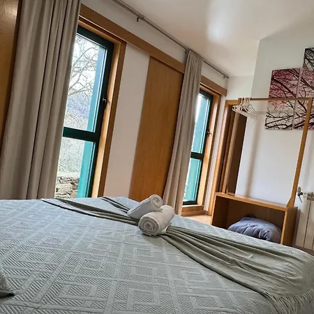 فندق Complexo Xacobeo 3*